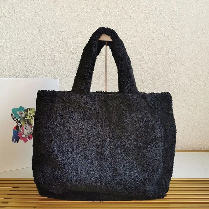 関税送料込 21AW【プラダ】プラダ テリー トートバッグ コピー 黒 pum38219