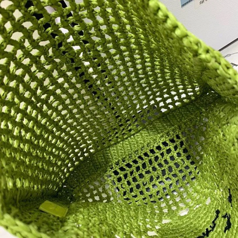 人気No1 プラダ かごバッグ★ラフィアトートバッグ コピー ロゴ刺繍ストロー pun18203