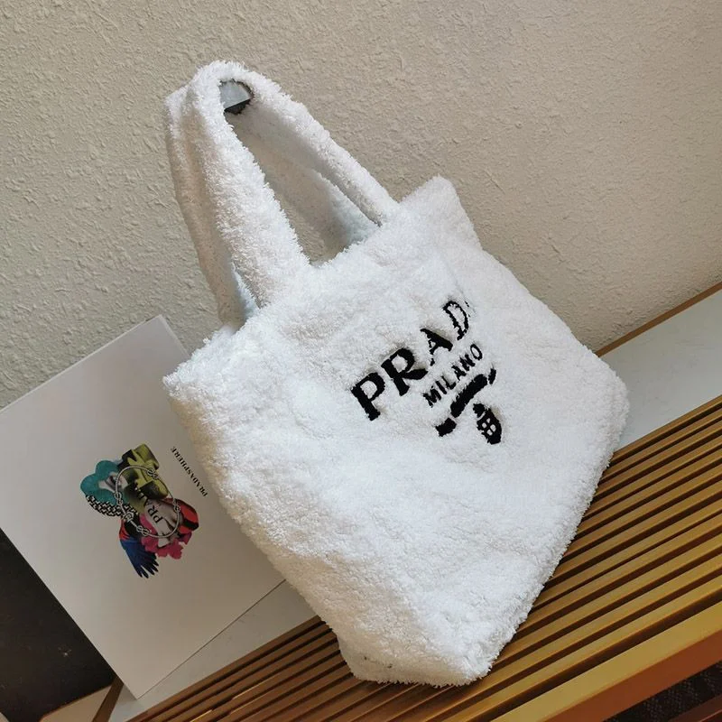 定番 21AW【プラダ】テリー トートバッグ 偽物 pun73591