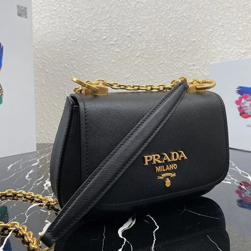 プレゼント最適プラダ サフィアーノレザー ショルダーバッグ コピー pur98525