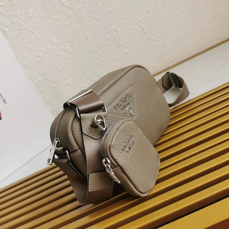 プラダ*レザー ショルダーバック コピー ミニポーチ付き pur26146
