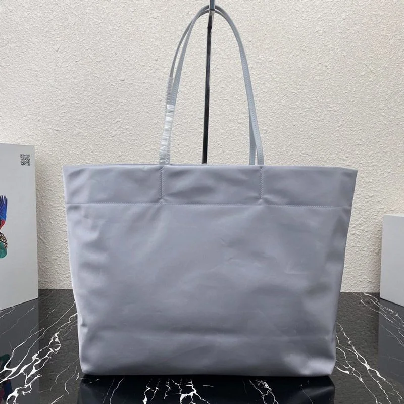 春もの新作【プラダ】Re Nylon サフィアーノレザー トートバッグ コピー put47663