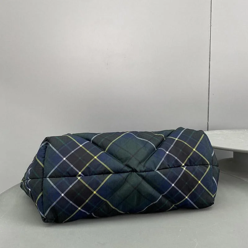 稀少【プラダ】パデッド Re Nylon コピートートバッグ リナイロン puy63958