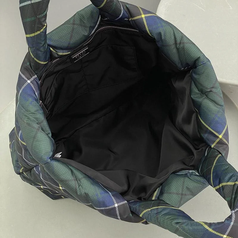 稀少【プラダ】パデッド Re Nylon コピートートバッグ リナイロン puy63958