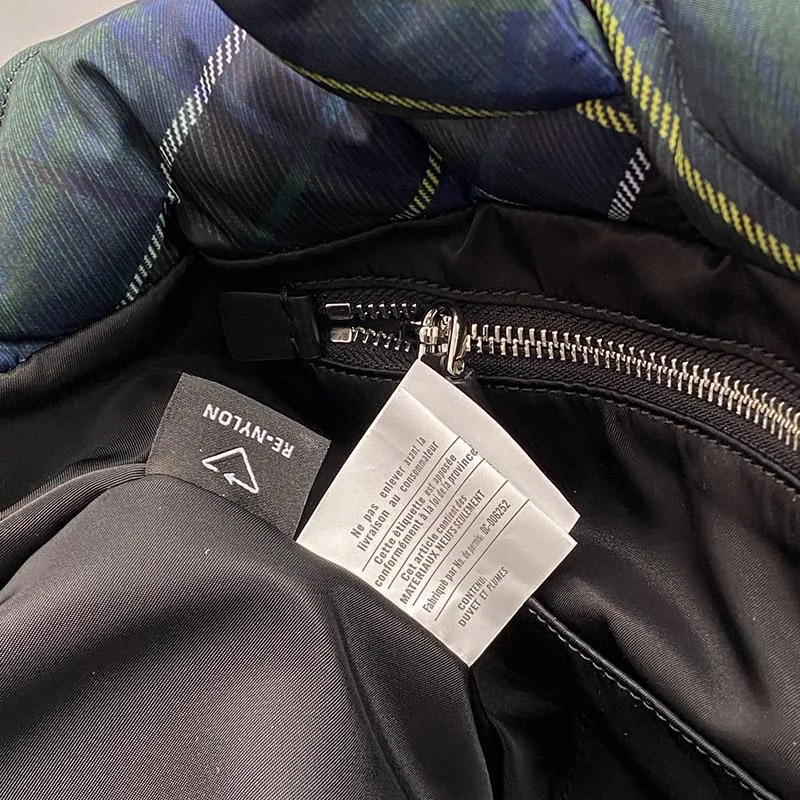 稀少【プラダ】パデッド Re Nylon コピートートバッグ リナイロン puy63958