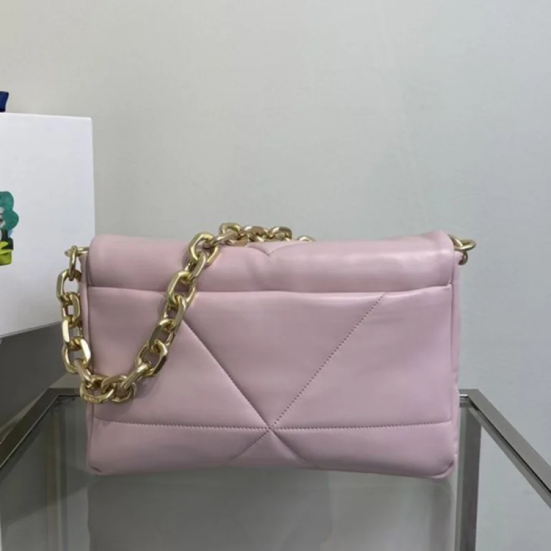 n級品 おすすめプラダ コピー パデッドナッパレザー ショルダーバッグ puz72378