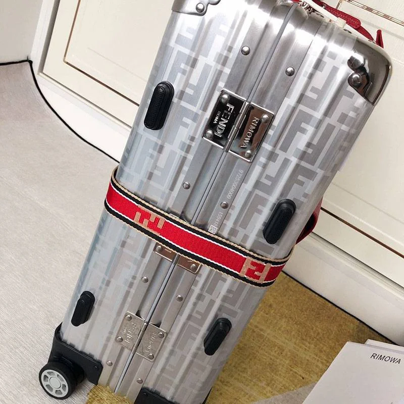 ★日本!!人気！フェンディ リモワ 偽物 コラボスーツケース rik94509