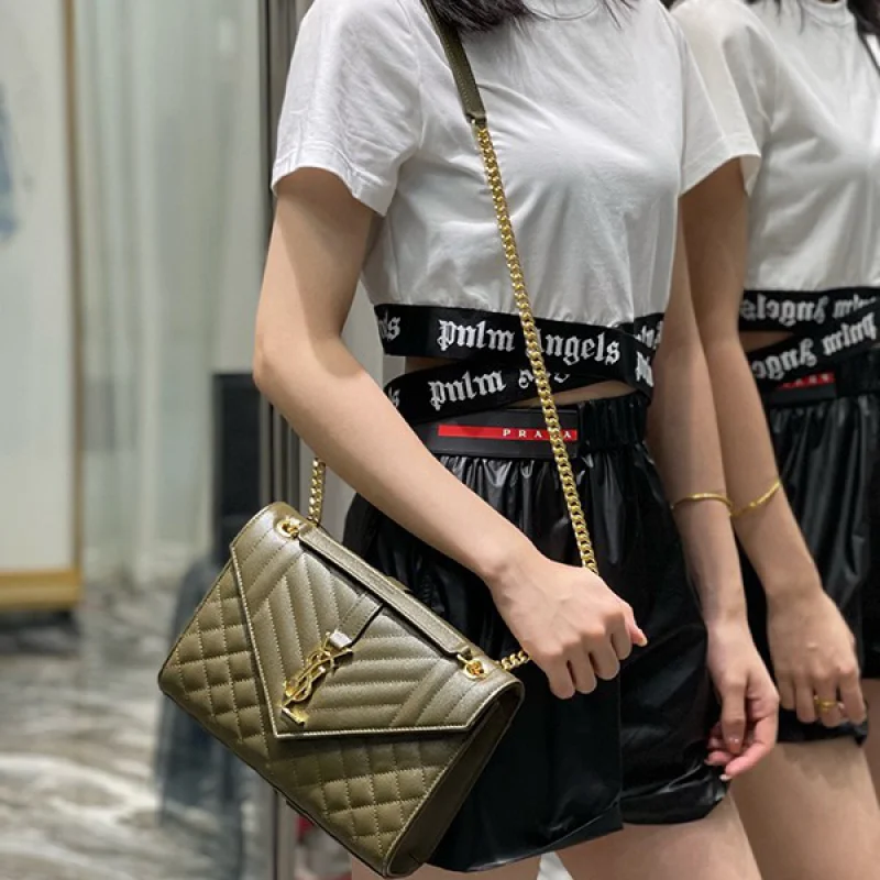 人気急上昇サンローラン ショルダーバッグ コピー★YSLエンベロープ チェーンバッグ ミディアム 487206BOW911000