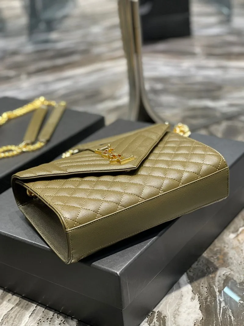 人気急上昇サンローラン ショルダーバッグ コピー★YSLエンベロープ チェーンバッグ ミディアム 487206BOW911000