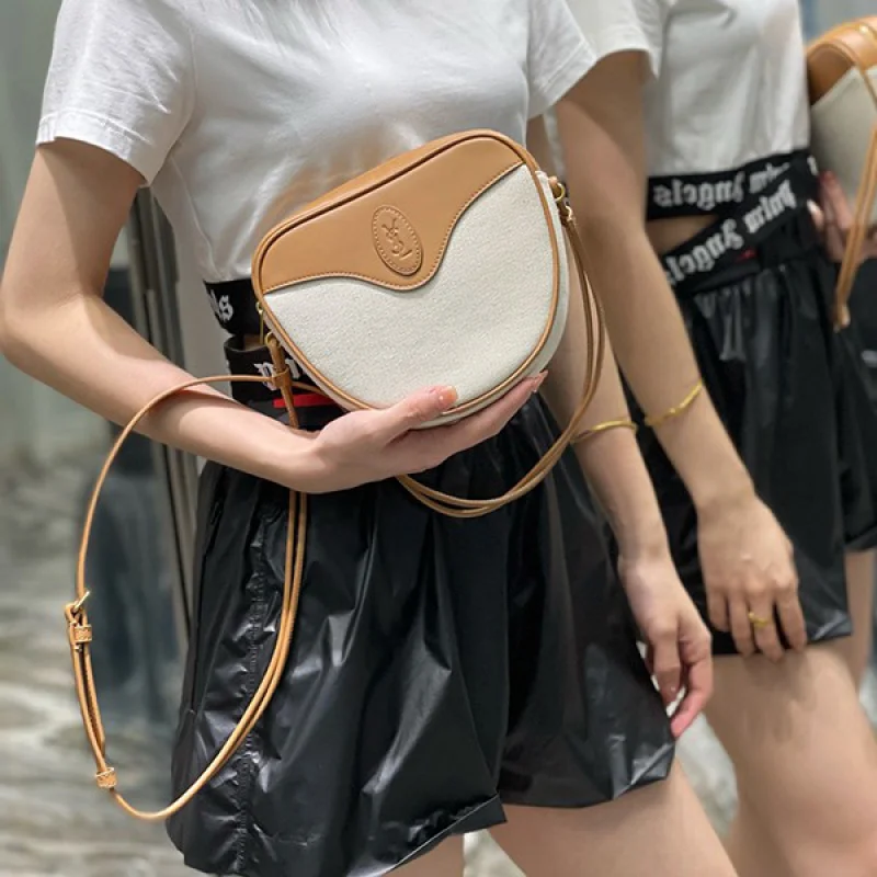 【日本未発売】サンローラン ショルダーバッグ コピー YSL モノグラム クールバッグ 67526095G3W9080