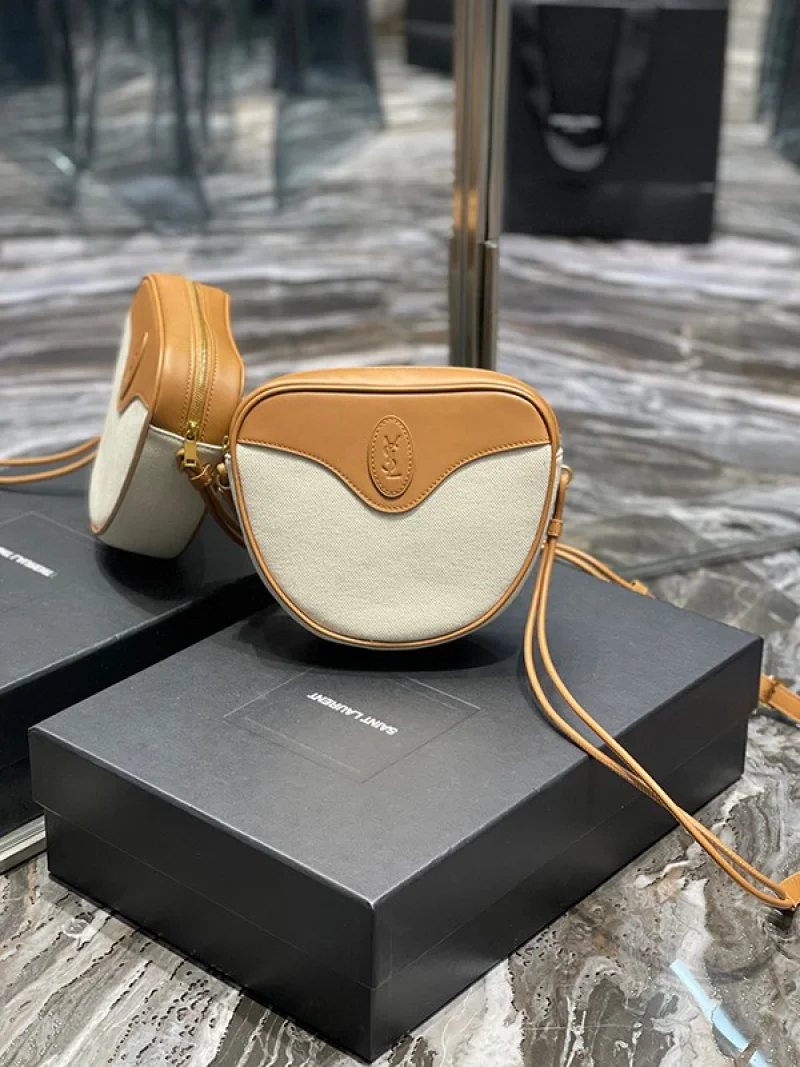 【日本未発売】サンローラン ショルダーバッグ コピー YSL モノグラム クールバッグ 67526095G3W9080