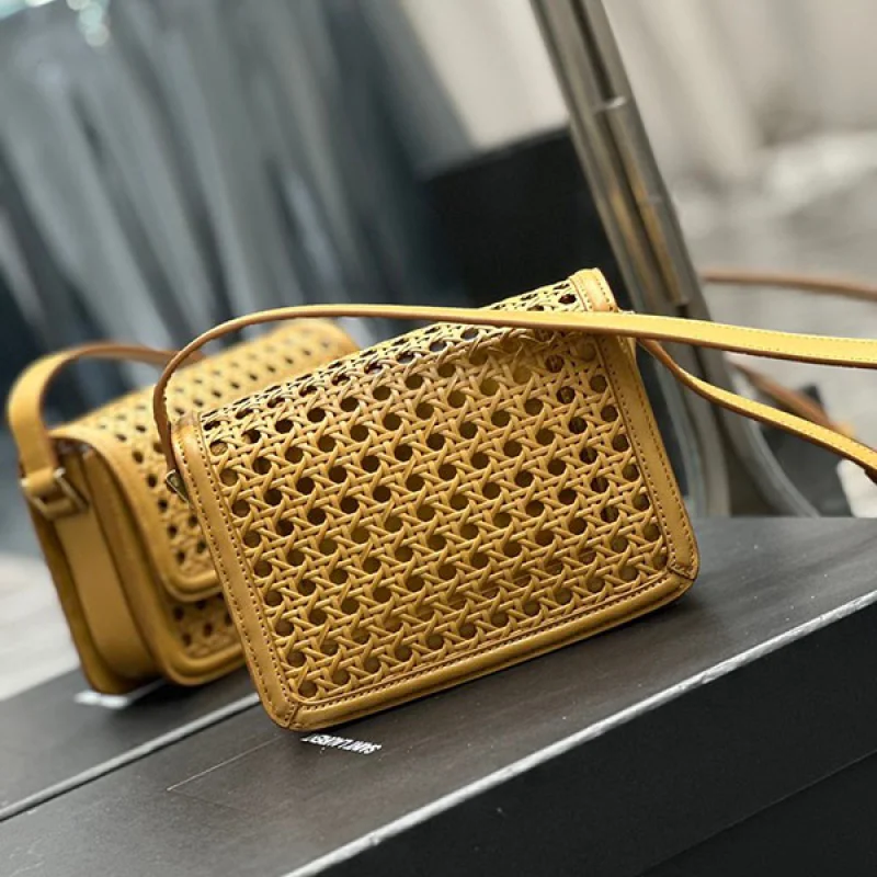 サンローラン ソルフェリーノ box ブランドコピー ウィッカー ショルダーバッグ Sac07398