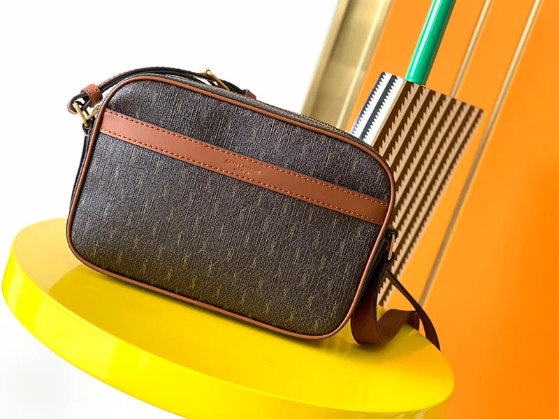 大人気!サンローラン ショルダーバッグ コピー☆ルー キルティングレザー カメラバッグ Sac85306