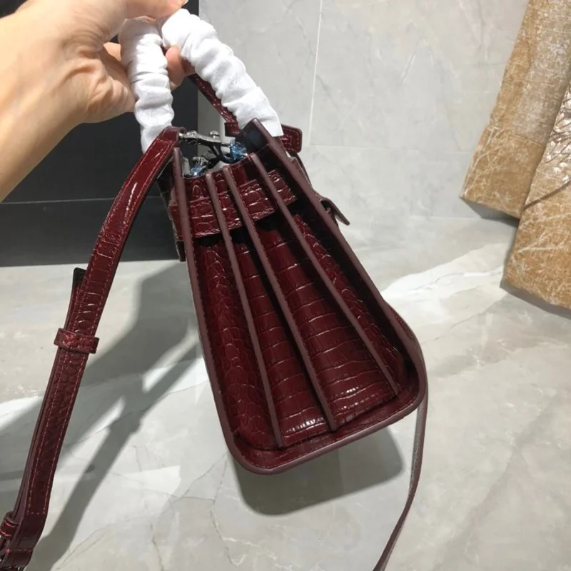 目を惹くカラー サンローラン ハンドバッグ コピー サック ド ジュール ベイビー Sag44378