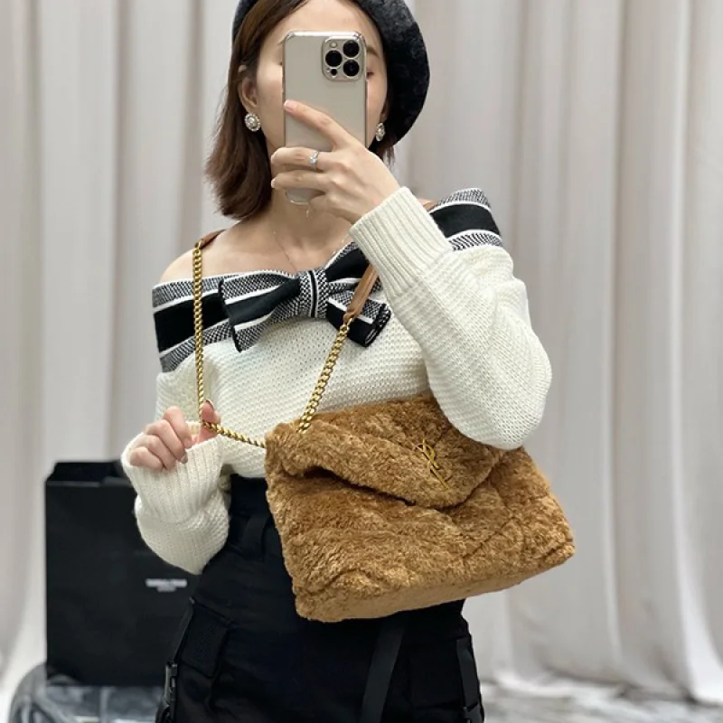 《大人気》サンローラン ショルダーバッグ コピー★YSLエンベロープ チェーンバッグ ミディアム Saj24796