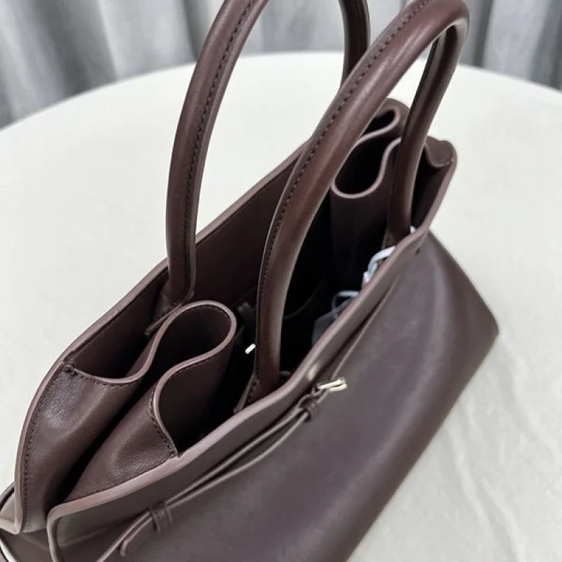 ブランドザロウ Margaux belt コピー マルゴー THE ROW サドルバッグ zak69143