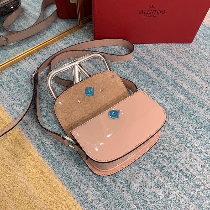 送料込ヴァレンティノ ショルダーバッグ コピー Vロゴ SUPERVEE レザー クロスボディバッグ Vuh72748
