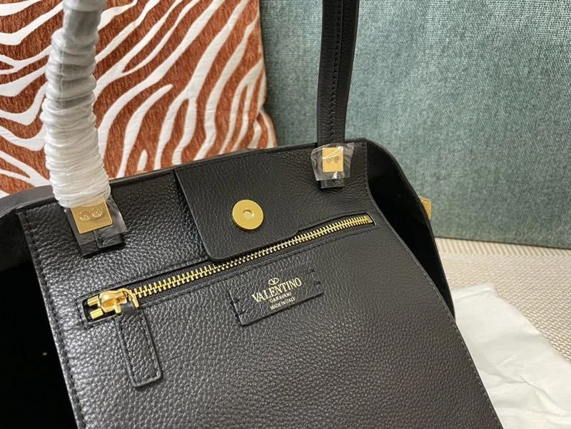 《大人気》新色☆希少 ヴァレンティノ トートバッグ コピー レザー Vuf51379