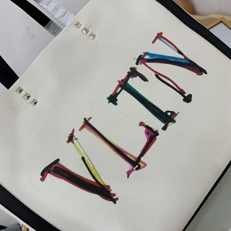 ブランドヴァレンティノ トートバッグ コピー ショッピングバッグ NEON VLTN キャンバス ミディアム Vum18973