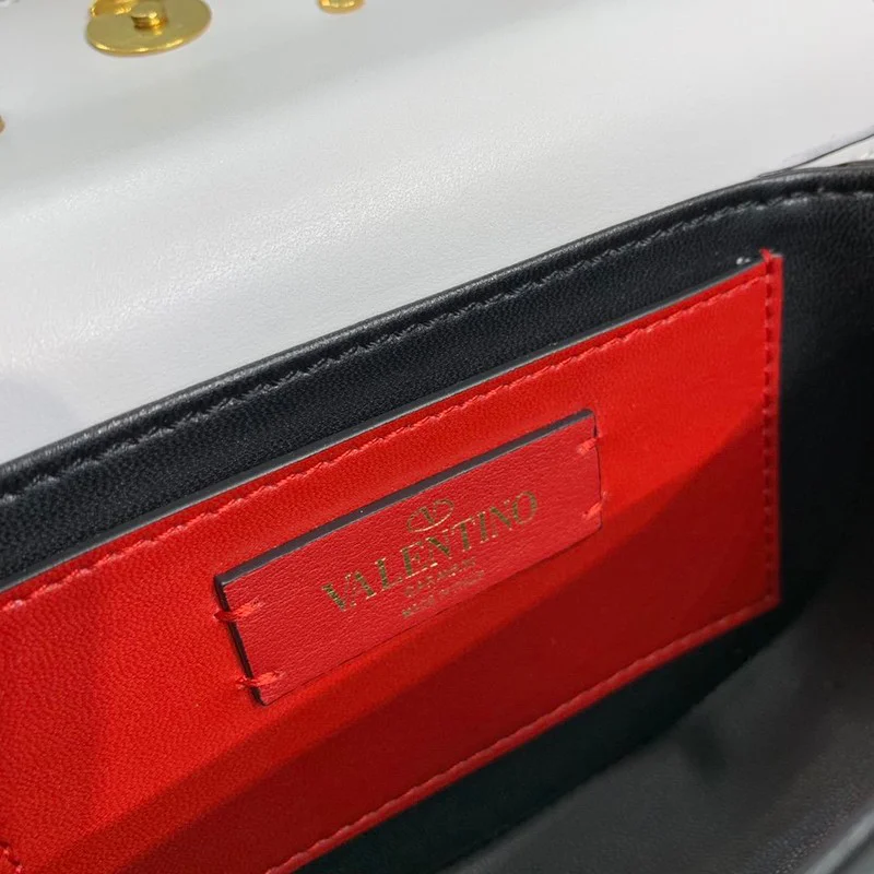 送料込ヴァレンティノ ショルダーバッグ コピー Vロゴ SUPERVEE レザー クロスボディバッグ Vuh72748