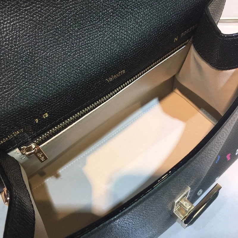 日本未入荷 ヴァレクストラ Iside イジィデ ミディアム ハンドバッグ 偽物 Vut04769