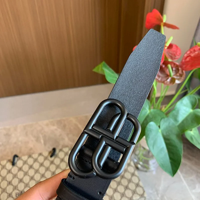バレンシアガ BB ロゴ レザーベルト 偽物 bag22837