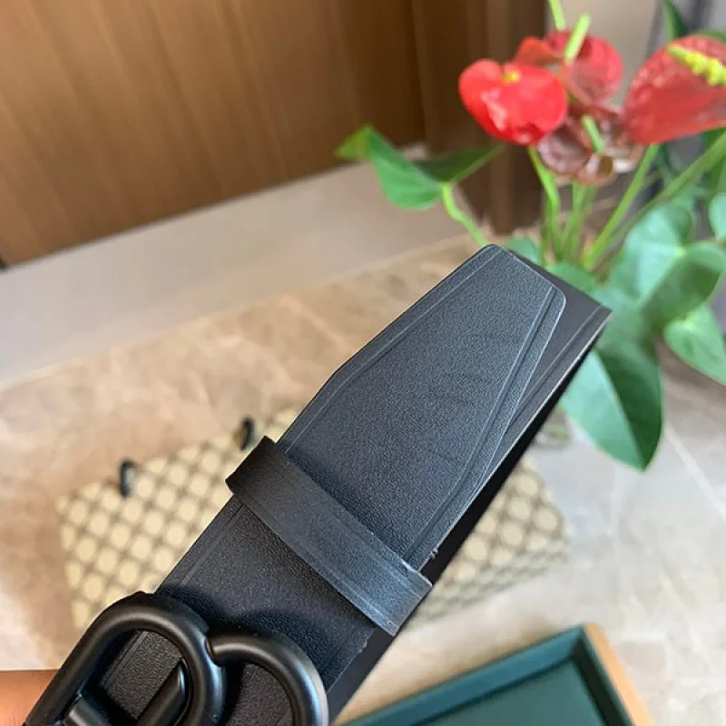 バレンシアガ BB ロゴ レザーベルト 偽物 bag22837