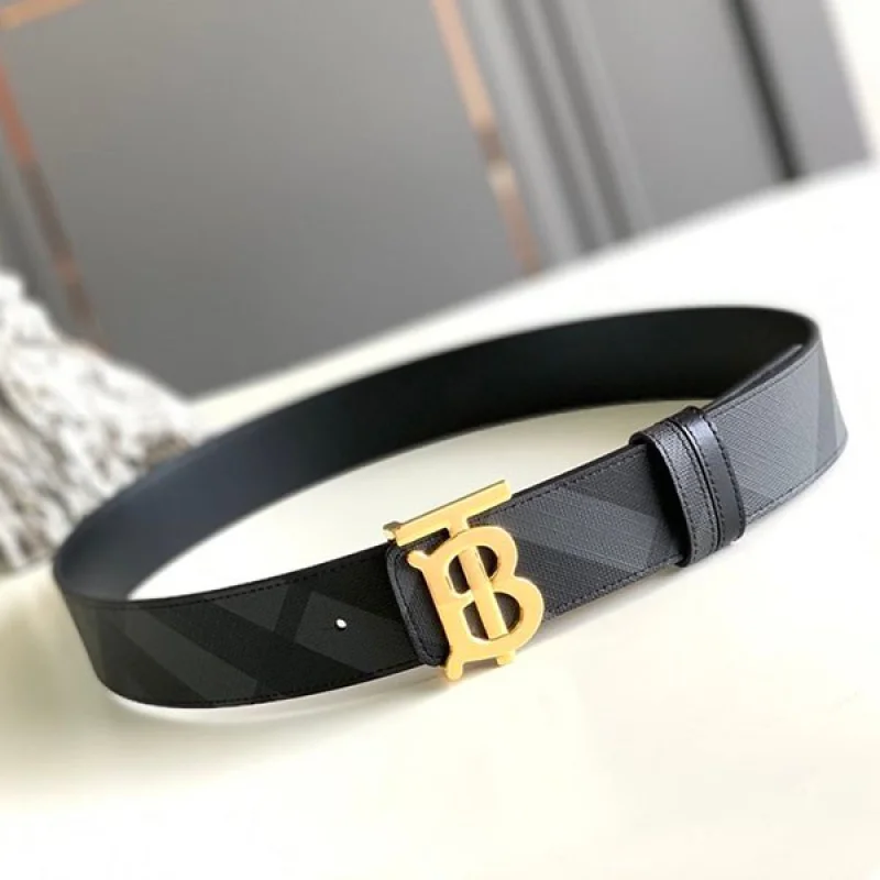 入手困難 バーバリー コピー リバーシブル チャコールチェック&レザー TBベルト Bag88100