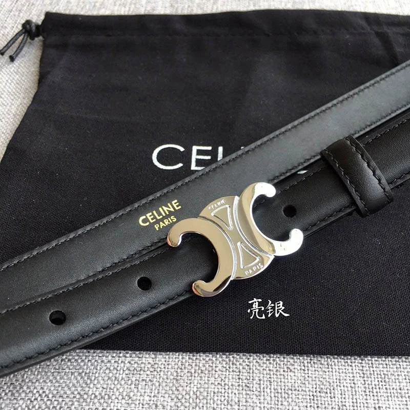 日本未入荷【セリーヌ】スモール マイヨン トリオンフ 偽物 ベルト カーフスキン Cev64937