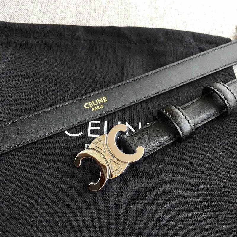 日本未入荷【セリーヌ】スモール マイヨン トリオンフ 偽物 ベルト カーフスキン Cev64937
