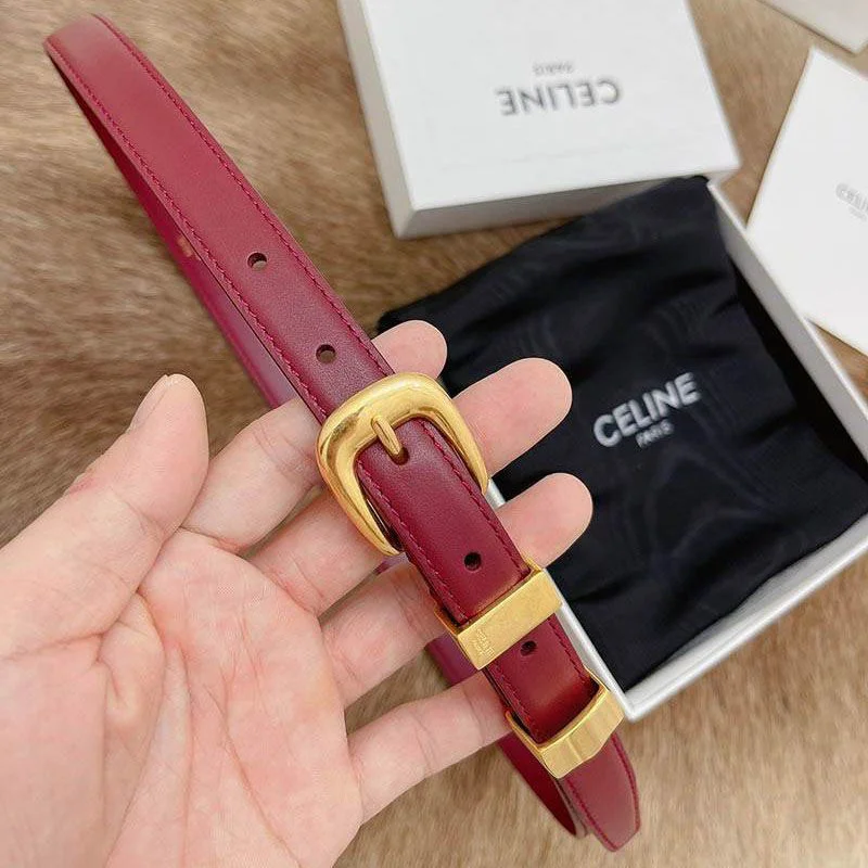 大人気!セリーヌ スモール トリオンフバックル ベルト コピー Cez36978