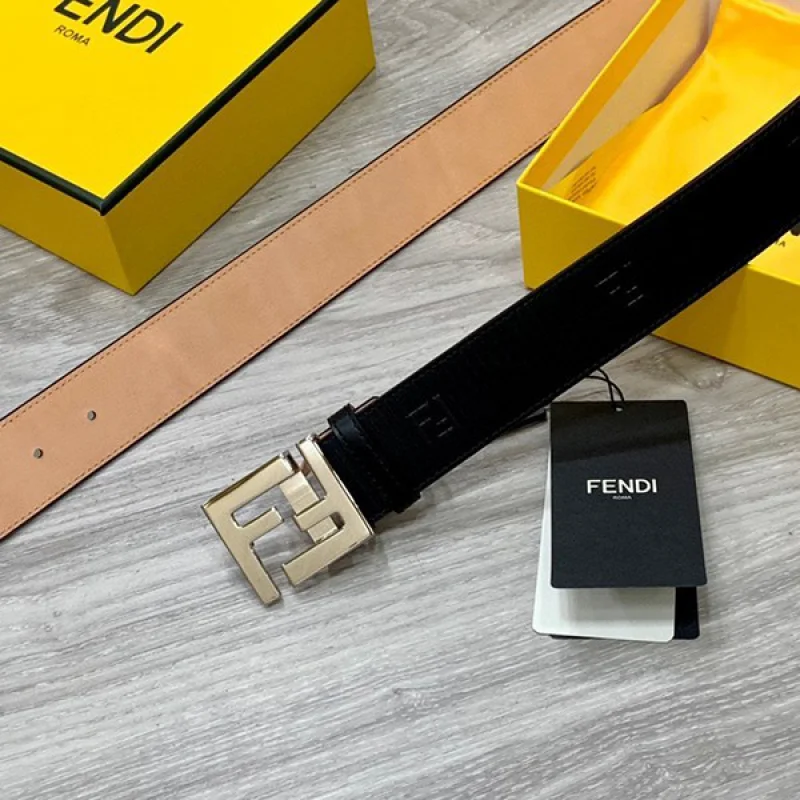 セレブ多数愛用 フェンディ メンズ ベルト 偽物 4.0cm 3色 fej46494