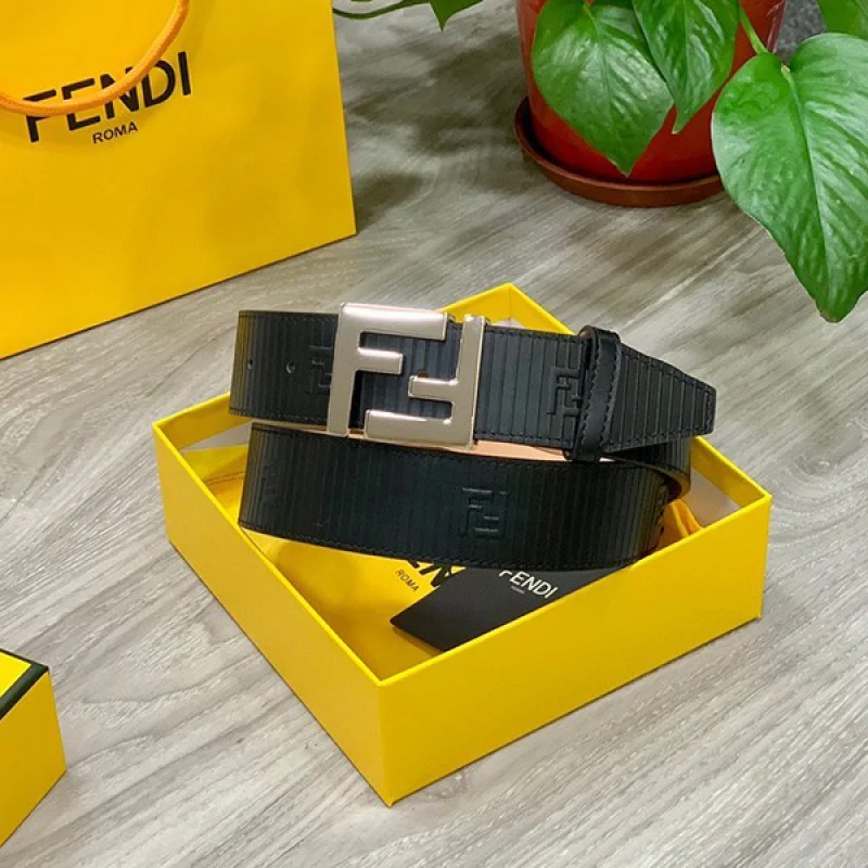 セレブ多数愛用 フェンディ メンズ ベルト 偽物 4.0cm 3色 fej46494