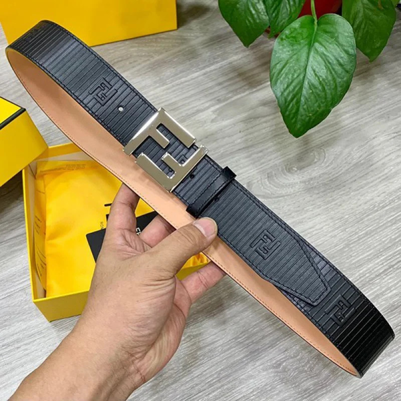 セレブ多数愛用 フェンディ メンズ ベルト 偽物 4.0cm 3色 fej46494