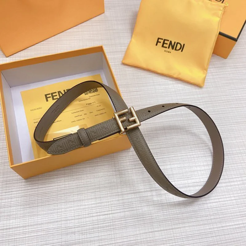 超限定♪フェンディ コピー FFモチーフ レザー ベルト カーフレザー fek87877
