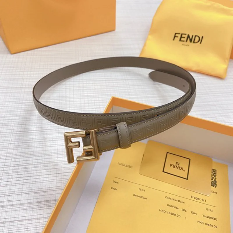 超限定♪フェンディ コピー FFモチーフ レザー ベルト カーフレザー fek87877