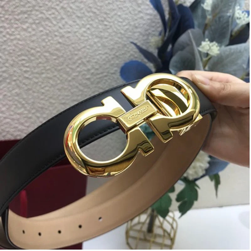 フェラガモ ロゴバックルベルト 偽物 feo45798
