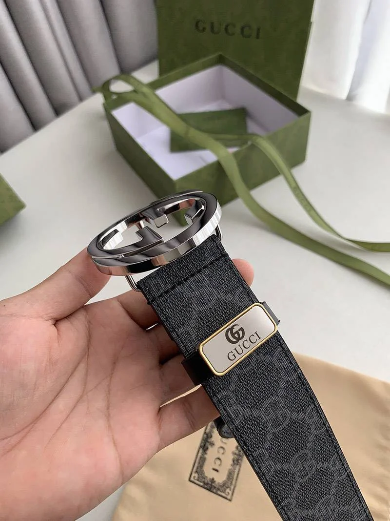超希少!グッチ ベルト 偽物★GG シュプリーム GGバックルベルト 3.8cm幅 gur98488