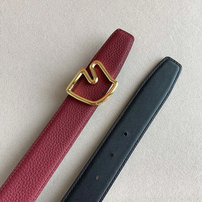 世界中で大人気♪エルメス★ミニ・コンスタンス コピー★リバーシブルベルト 32mm ero69178
