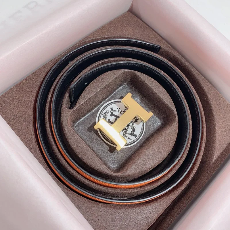 世界中で大人気♪エルメス Hベルト コピー☆ベルトバックル ミニ コンスタンス リバーシブルベルト25mm erq58355