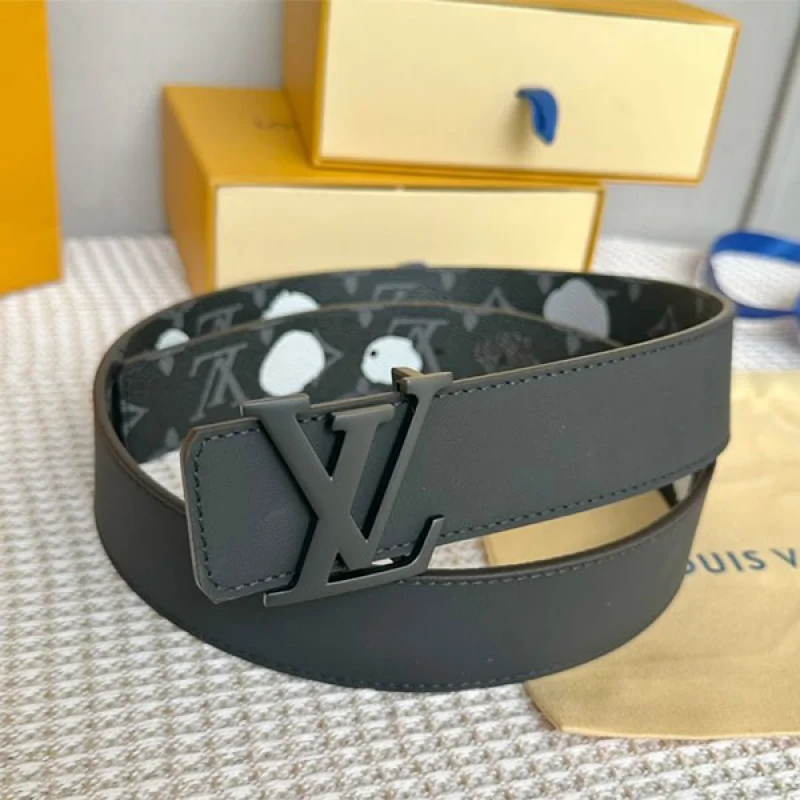 23新作 ルイヴィトン 偽物 LV イニシャル 40MM リバーシブル 草間彌生コラボ M0654U