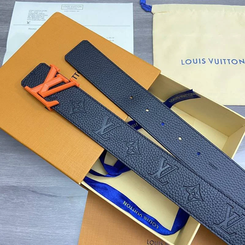 大人気！ルイヴィトン コピー サンチュール・LVピラミッド 40MM ベルト vuc33336