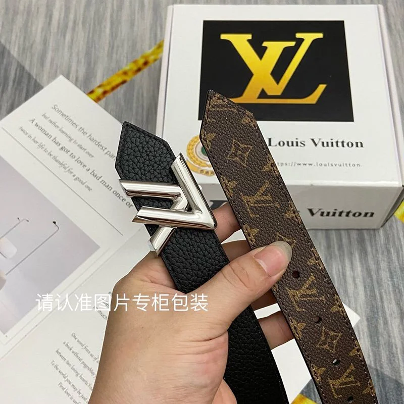 日本未入荷ルイヴィトン サンチュールツイスト 偽物 30MM リバーシブル ベルト vud28010