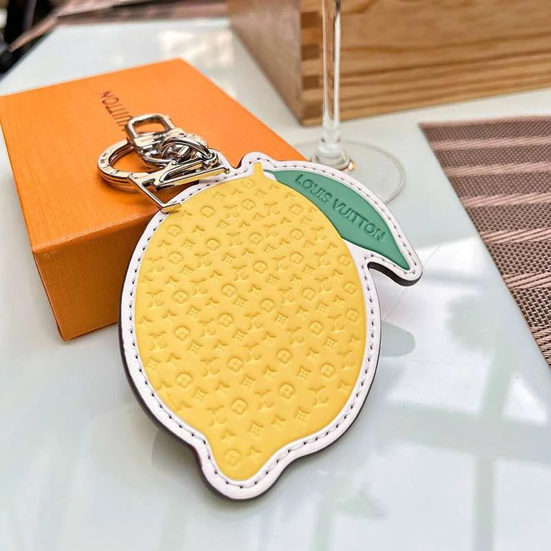 ギフトに最適♪ ルイヴィトン キーホルダー 偽物N級品 vul13640