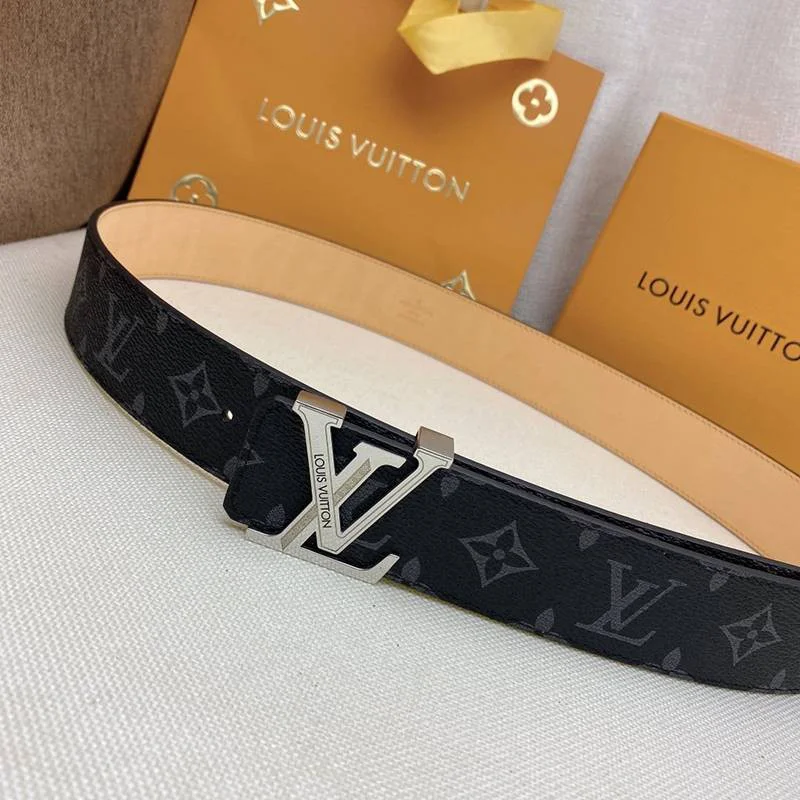 入手困難ルイヴィトン コピー サンチュール・LVイニシャル 40MM リバーシブル ベルト vul34660