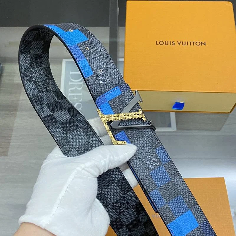累積売上総額第１位！ルイヴィトン サンチュール・LVダイヤモンド 偽物 40MM リバーシブルベルト vum29975