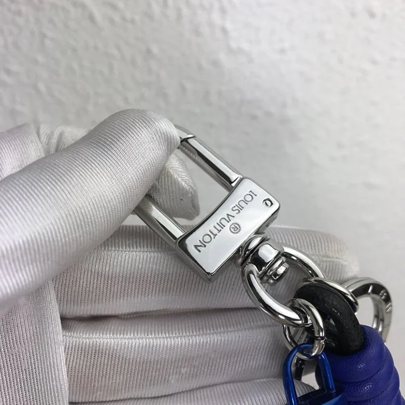 新作 お洒落に♪ルイヴィトン バッグチャーム キーホルダー 偽物 vuq63215