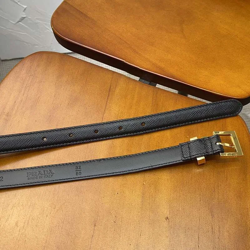 高品質♪♪♪プラダ ブラッシュドレザー ベルト コピー 2.0mm pur62957