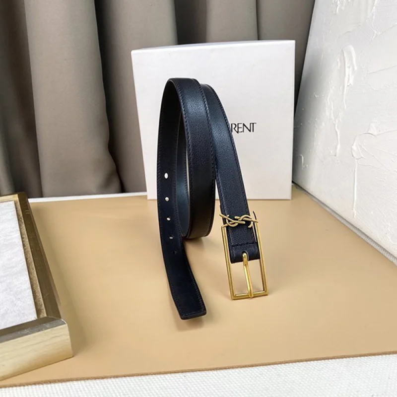 希少サンローラン コピー スクエアバックル付き モノグラム細ベルト 2.0cm Sau52110