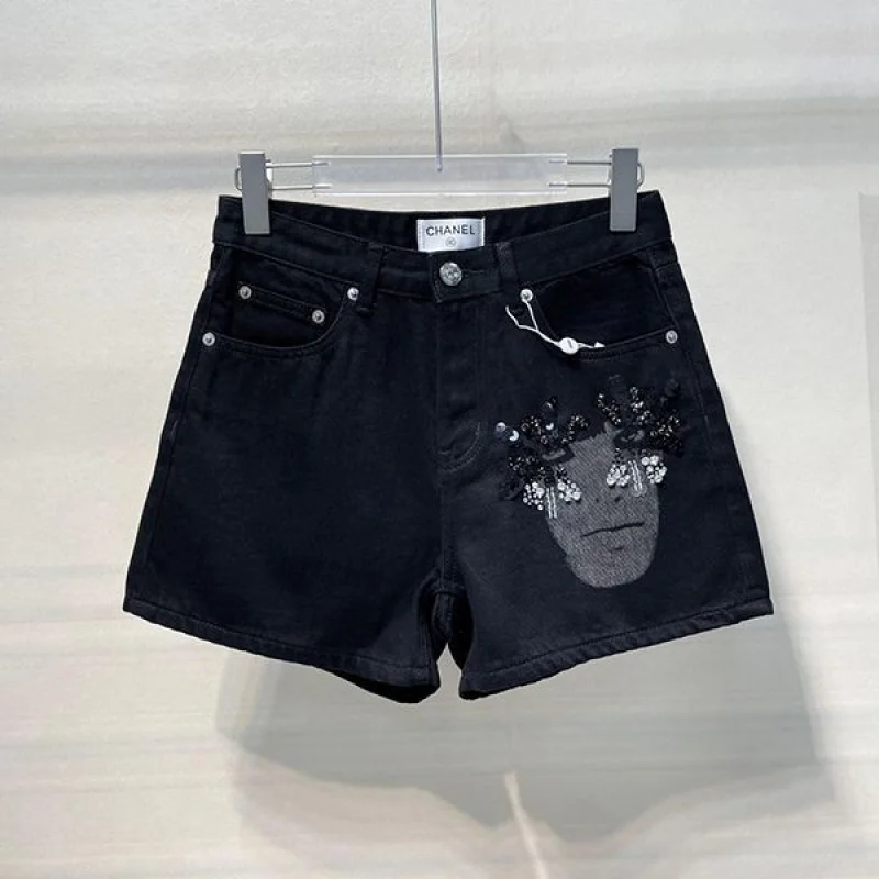目を惹くカラー シャネル ストレッチ デニム パンツ CC ロゴ 偽物 shj98472